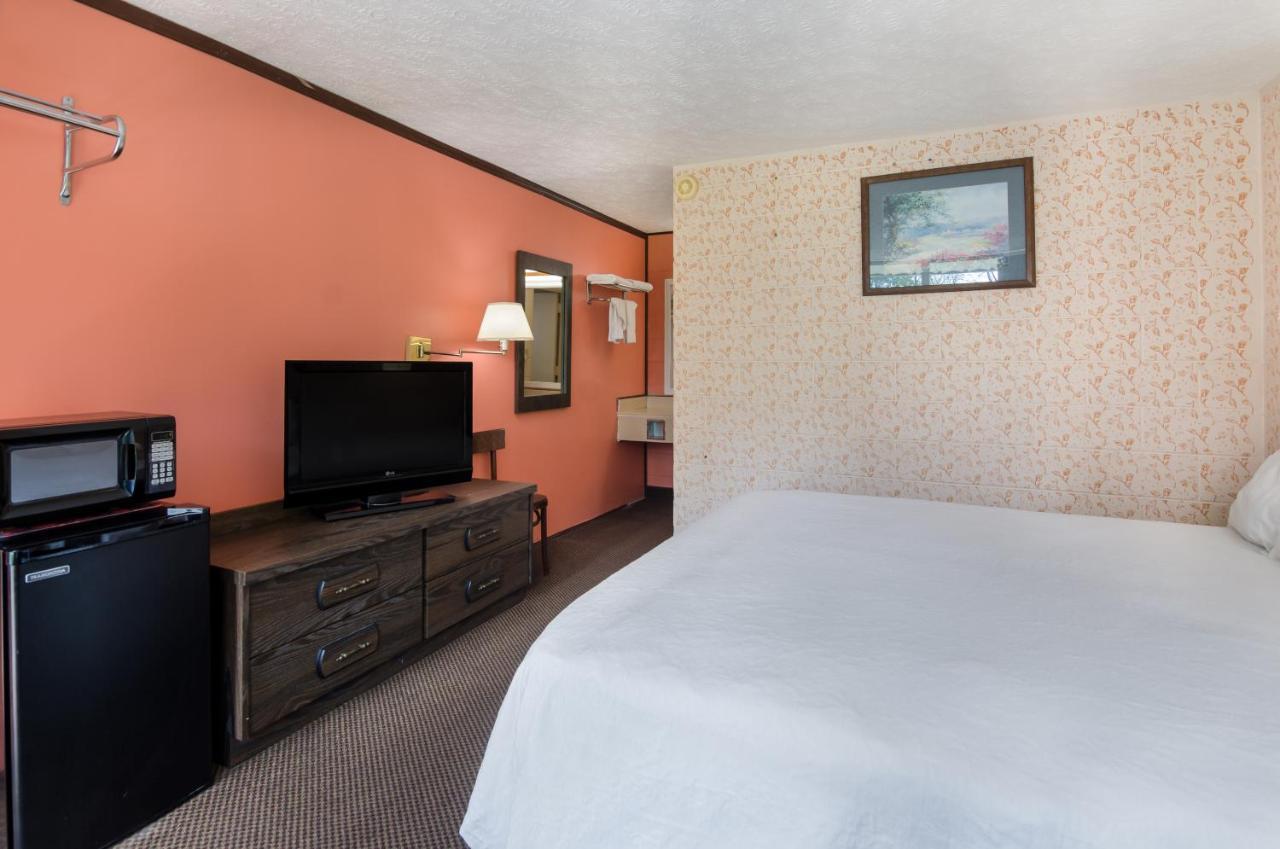 Americas Best Value Inn ウィズビル エクステリア 写真