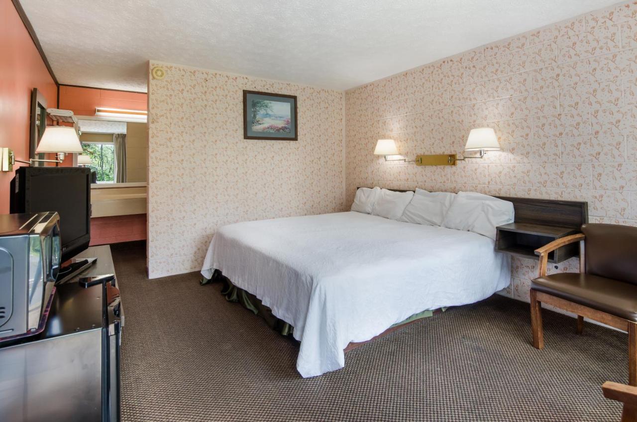 Americas Best Value Inn ウィズビル エクステリア 写真
